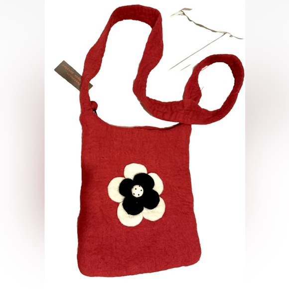 NWT- Funkyness By Morgan Painter Felt  Wool Red Purse Shoulder Bag Lined boho - Picture 8 of 8
